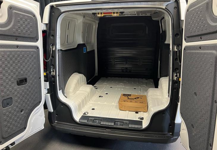 Billede 5 af Kia PV5 Cargo L2H1 EL Long Range Work 163HK Van Aut.