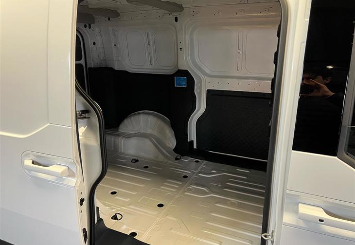 Billede 12 af Kia PV5 Cargo L2H1 EL Long Range Work 163HK Van Aut.