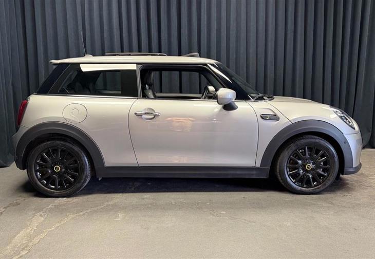 Billede 2 af Mini Cooper SE EL Mini Yours 184HK 3d Aut.