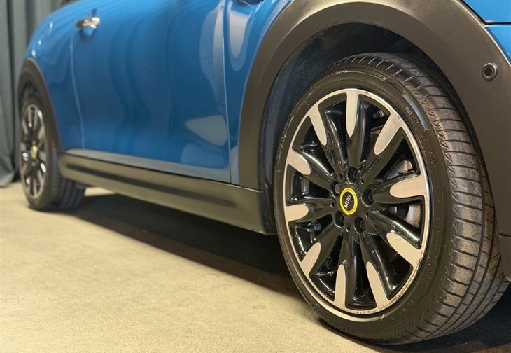 Billede 9 af Mini Cooper SE EL Mini Yours 184HK 3d Aut.
