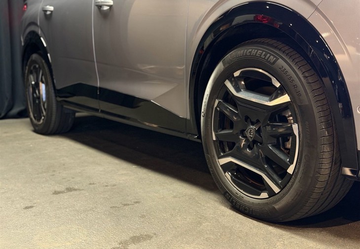 Billede 9 af Peugeot e-5008 EL GT 210HK 5d Aut.