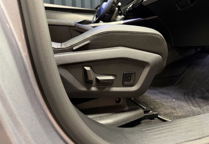 Billede 12 af Peugeot e-5008 EL GT 210HK 5d Aut.