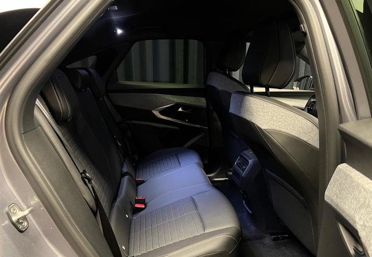 Billede 12 af Peugeot e-3008 EL Allure 210HK 5d Aut.