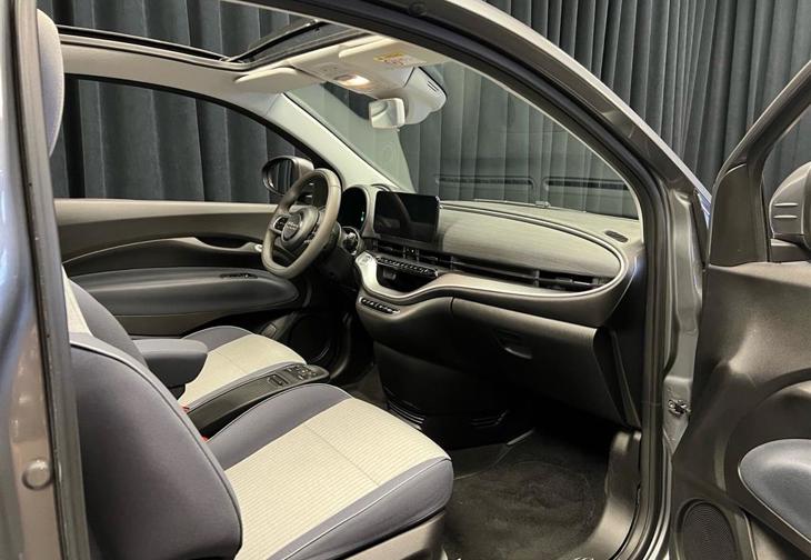 Billede 11 af Fiat 500e EL Icon Pack 118HK Cabr. Aut.