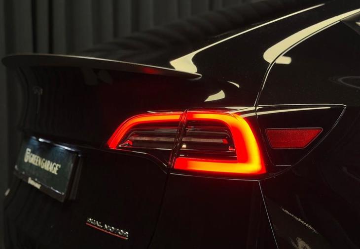 Billede 6 af Tesla Model Y EL Performance AWD 534HK 5d Aut.
