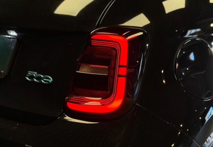 Billede 6 af Fiat 500e EL Mono 118HK 3d Aut.