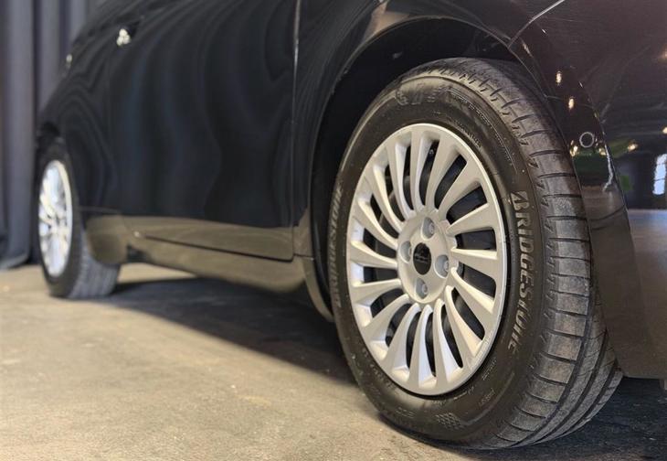 Billede 9 af Fiat 500e EL Mono 118HK 3d Aut.