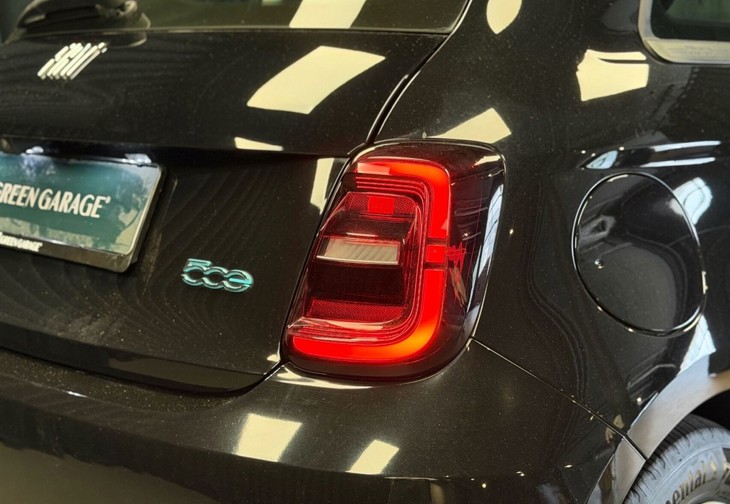 Billede 6 af Fiat 500e EL Mono 118HK 3d Aut.